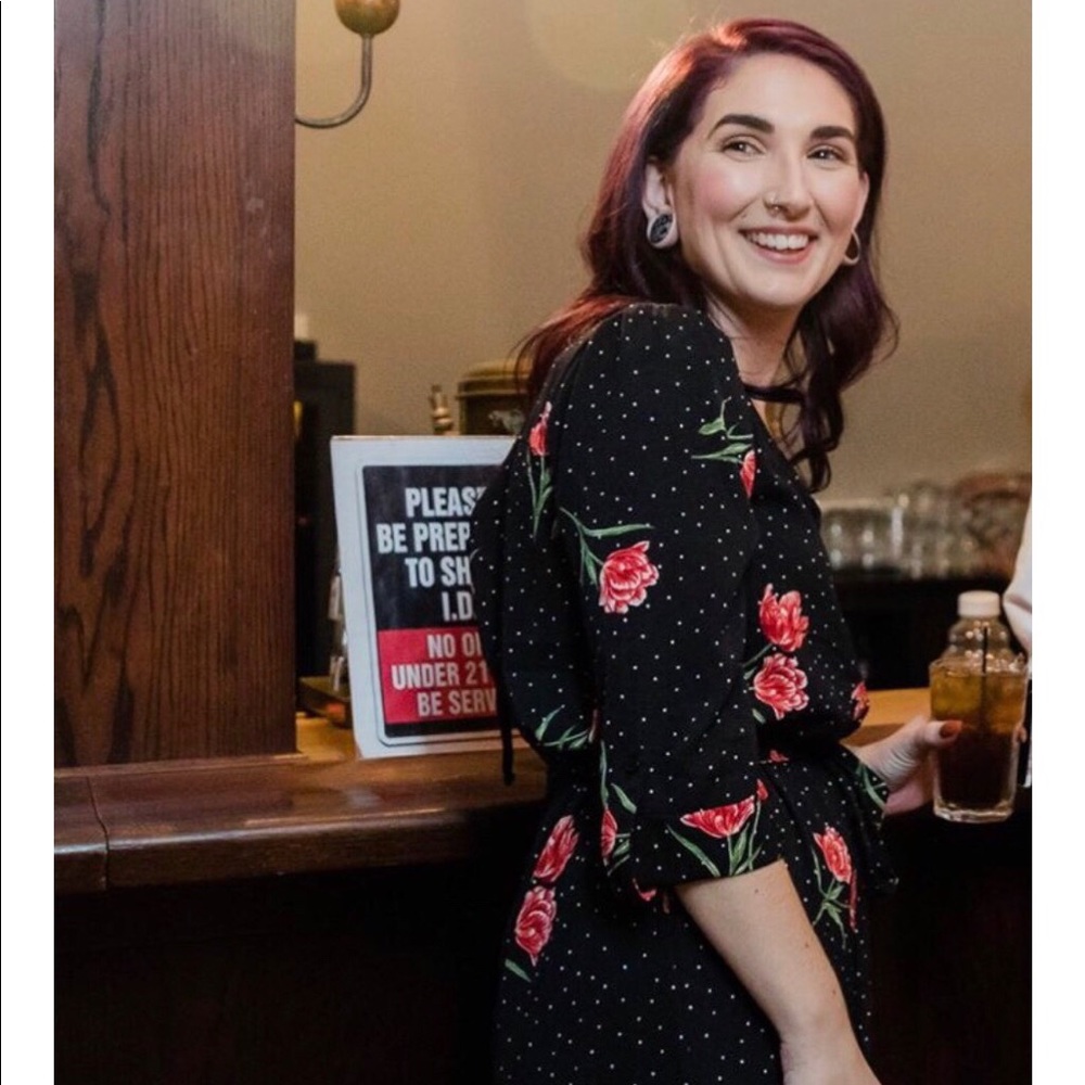 Meet your Posher, Simone